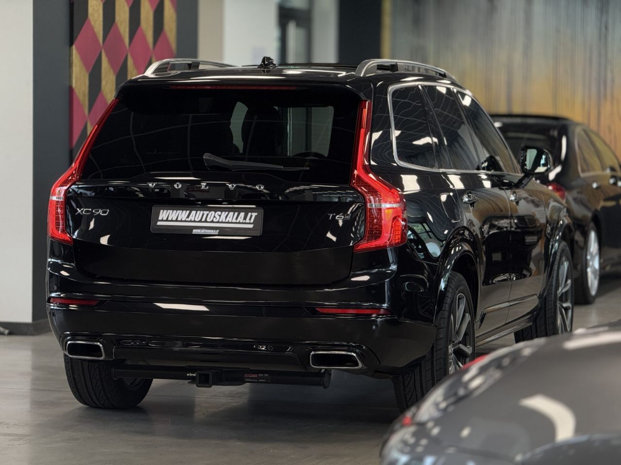 Volvo XC90 | 4