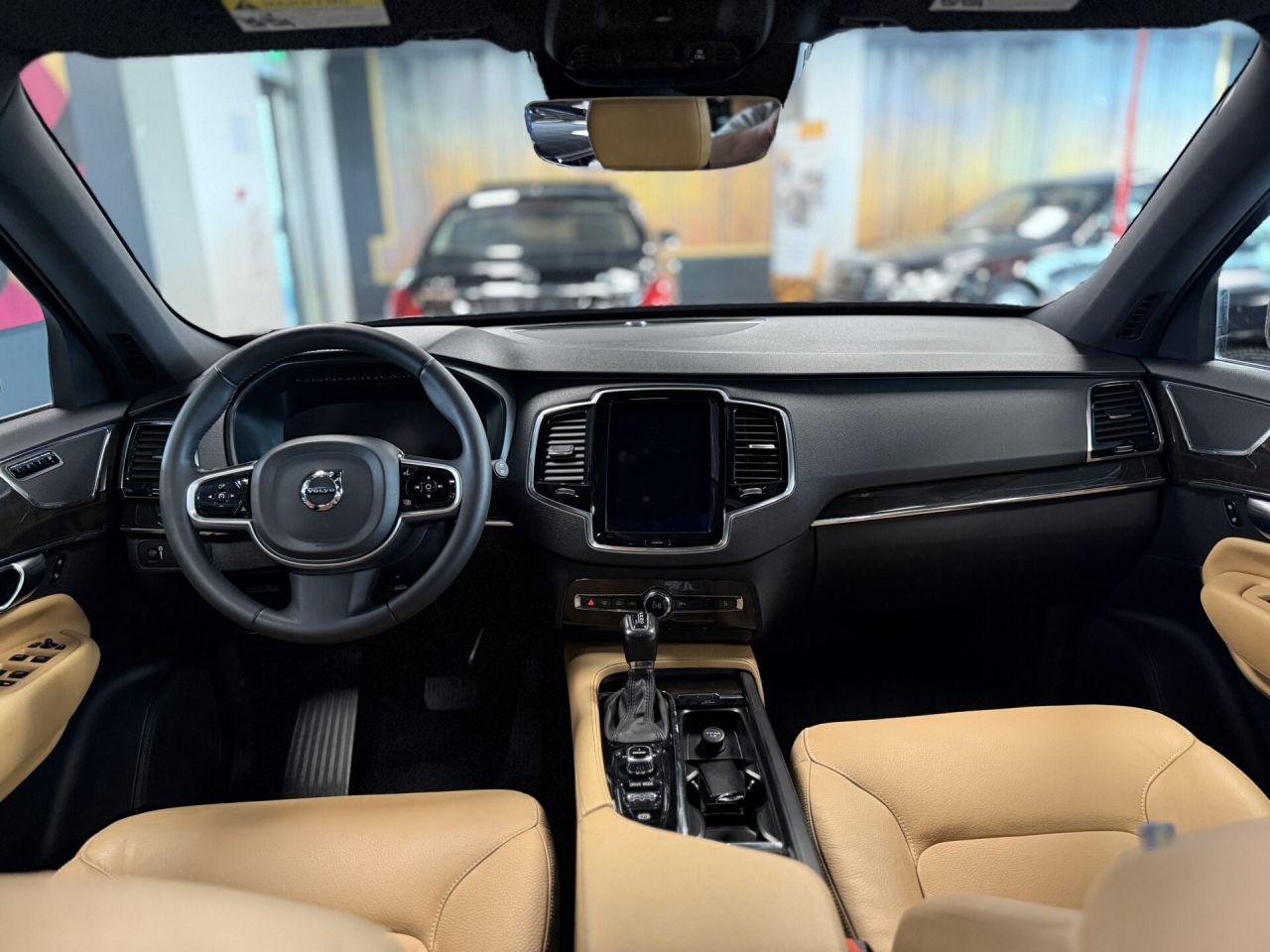 Volvo XC90 | 1