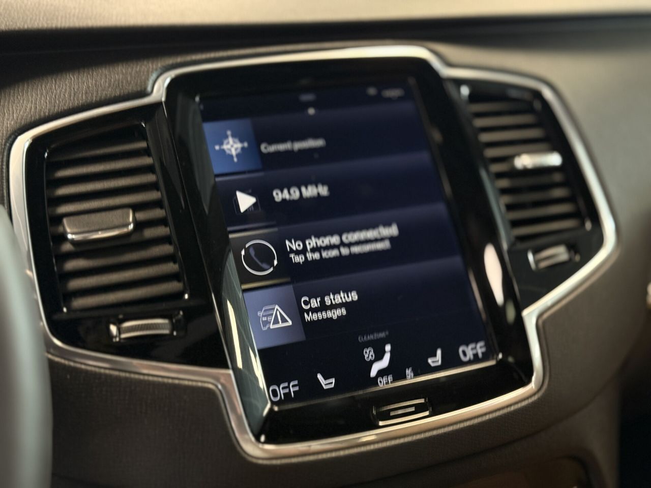 Volvo XC90 | 13