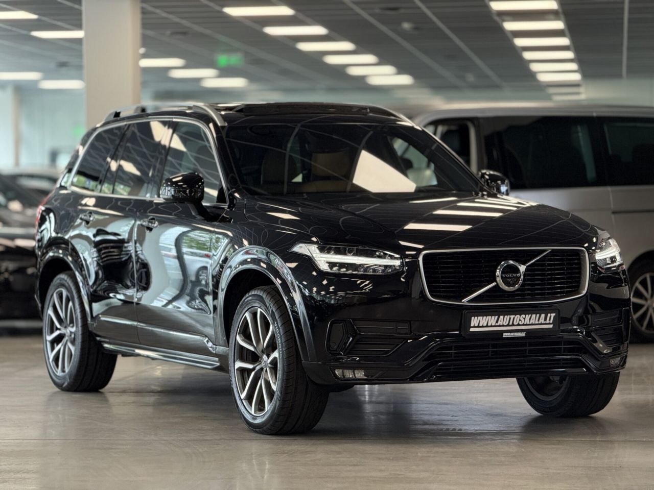 Volvo XC90 | 36