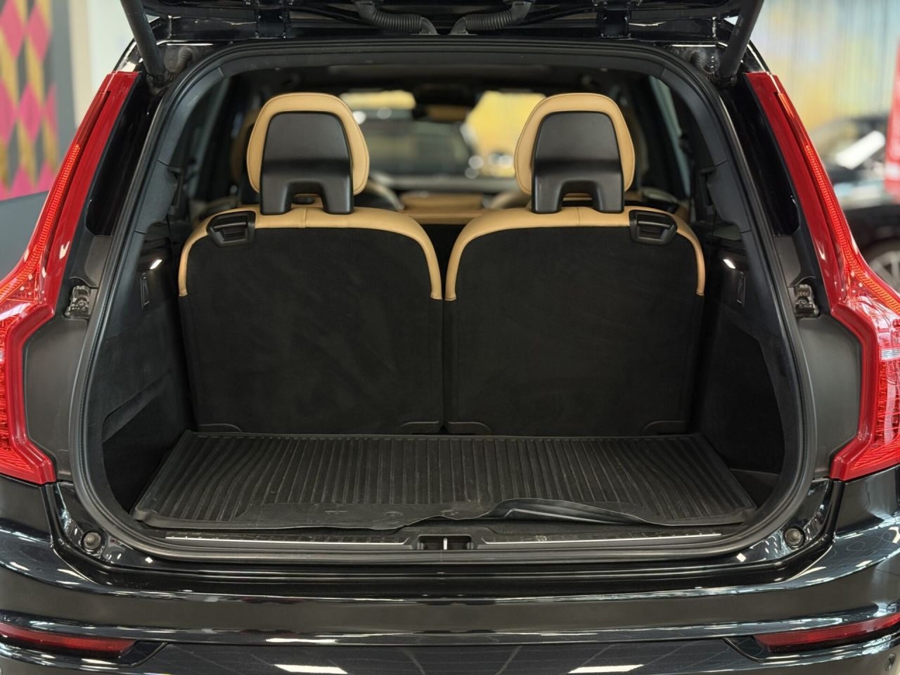 Volvo XC90 | 21