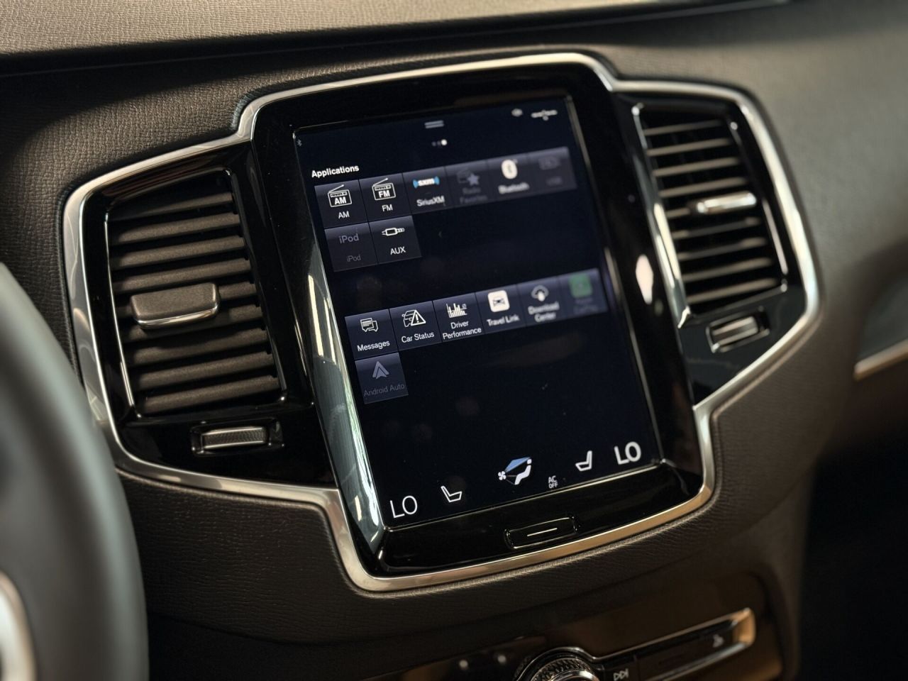 Volvo XC90 | 8