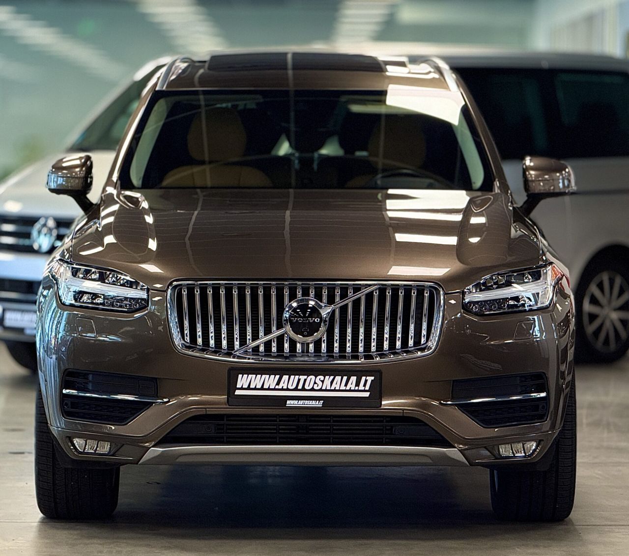 Volvo XC90 | 3
