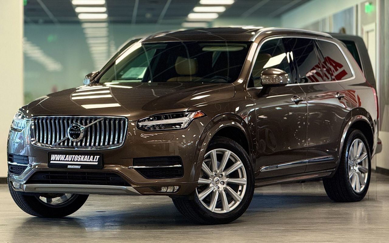 Volvo XC90 | 32
