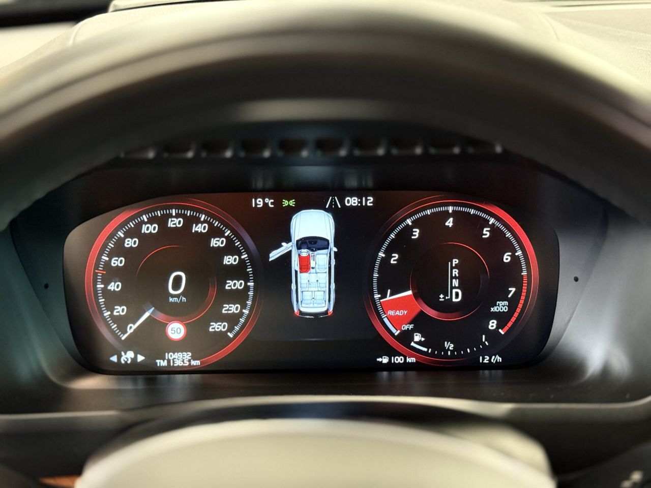 Volvo XC90 | 36