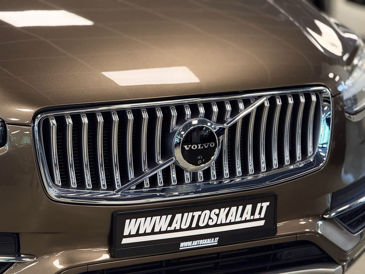 Volvo XC90 | 16