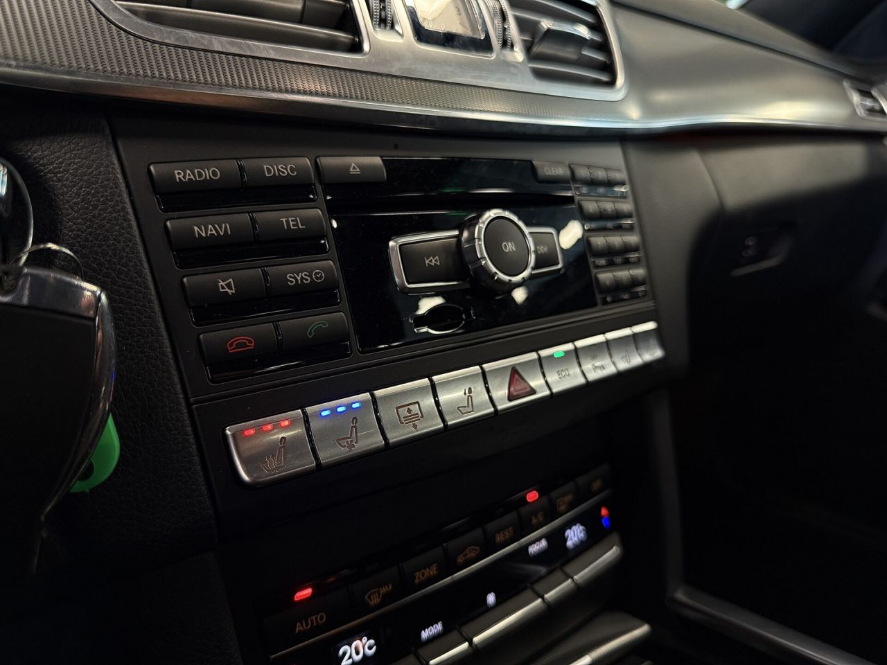 Mercedes-Benz E350 | 13
