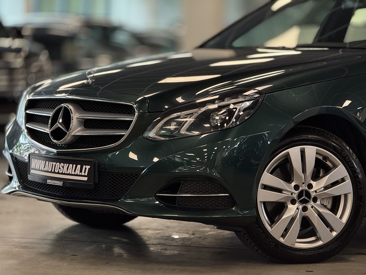 Mercedes-Benz E350 | 28