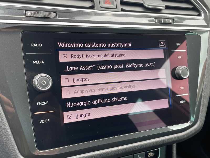 Volkswagen Tiguan | 11