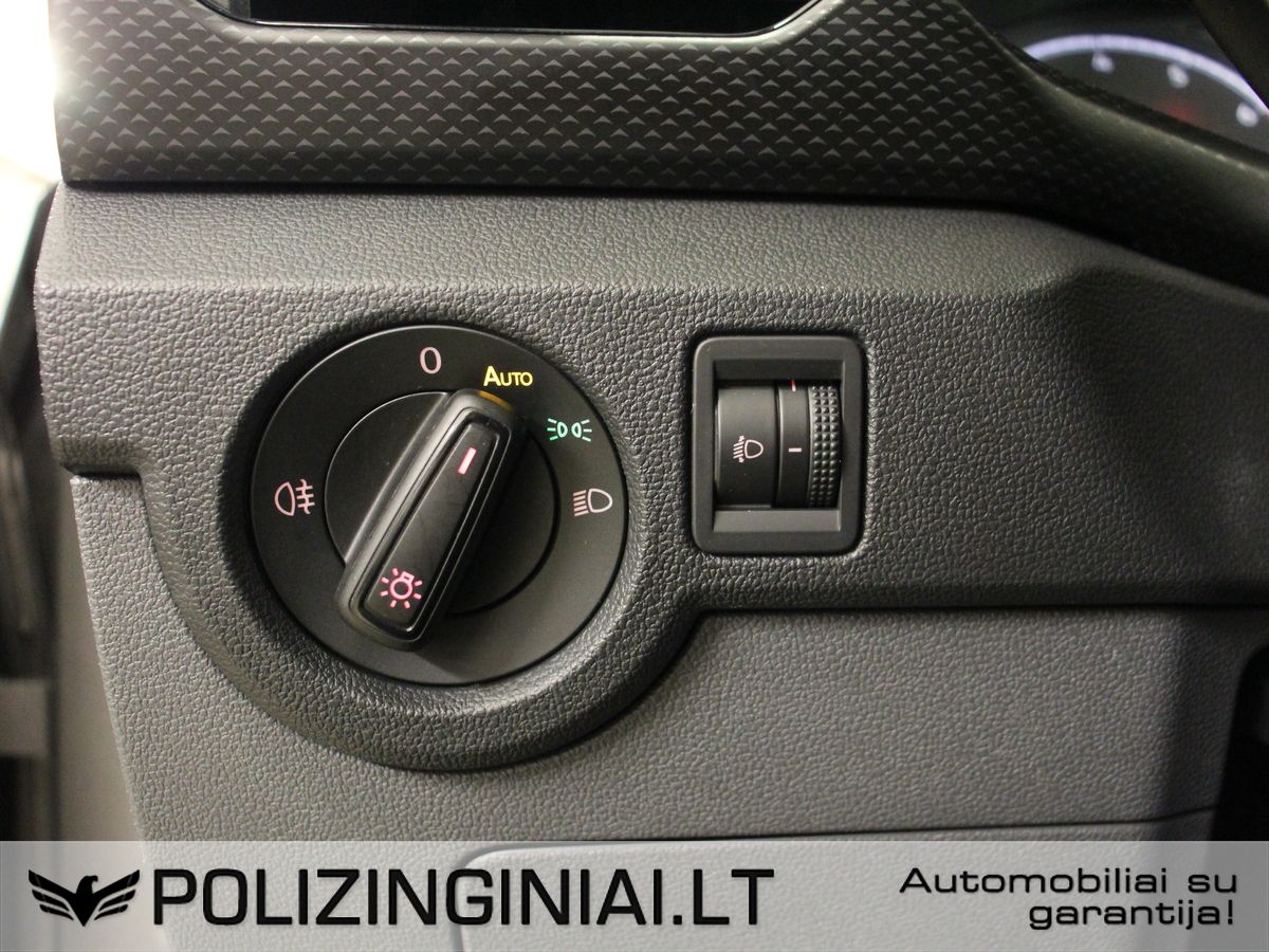 Volkswagen T-Cross | 10