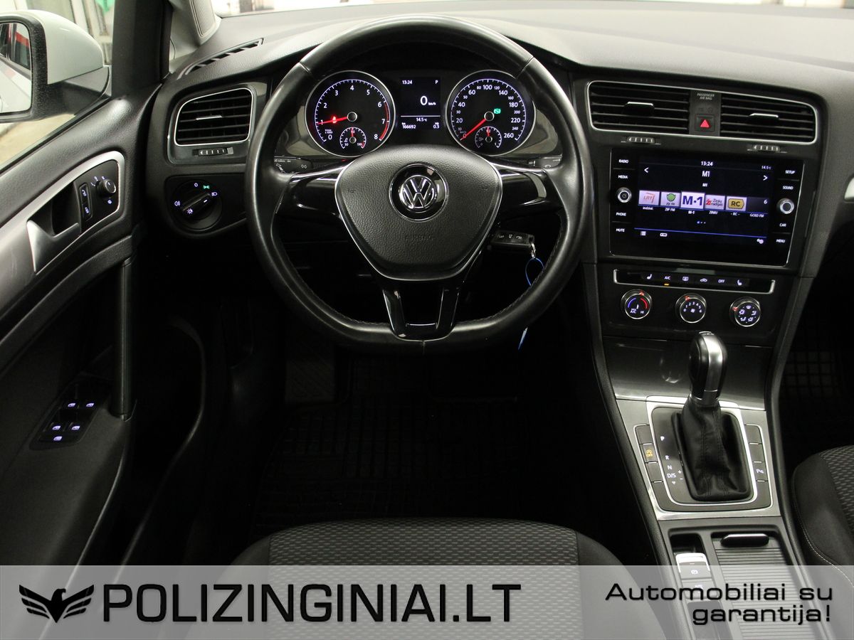 Volkswagen Golf | 6