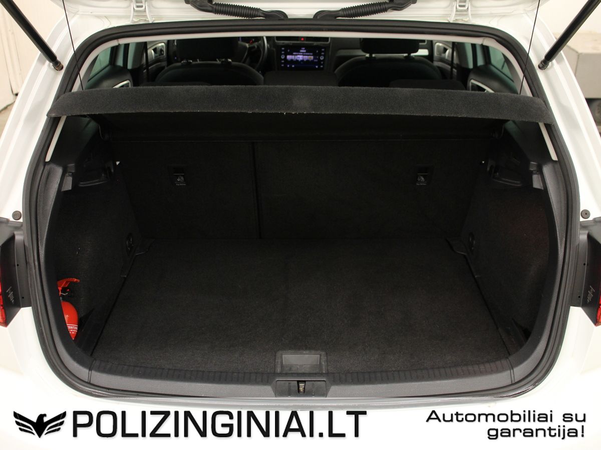 Volkswagen Golf | 23