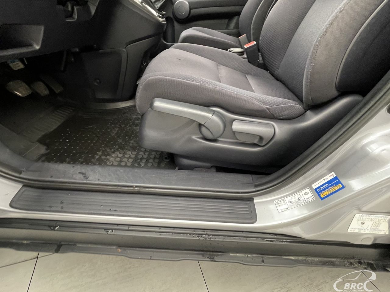 Honda CR-V | 19