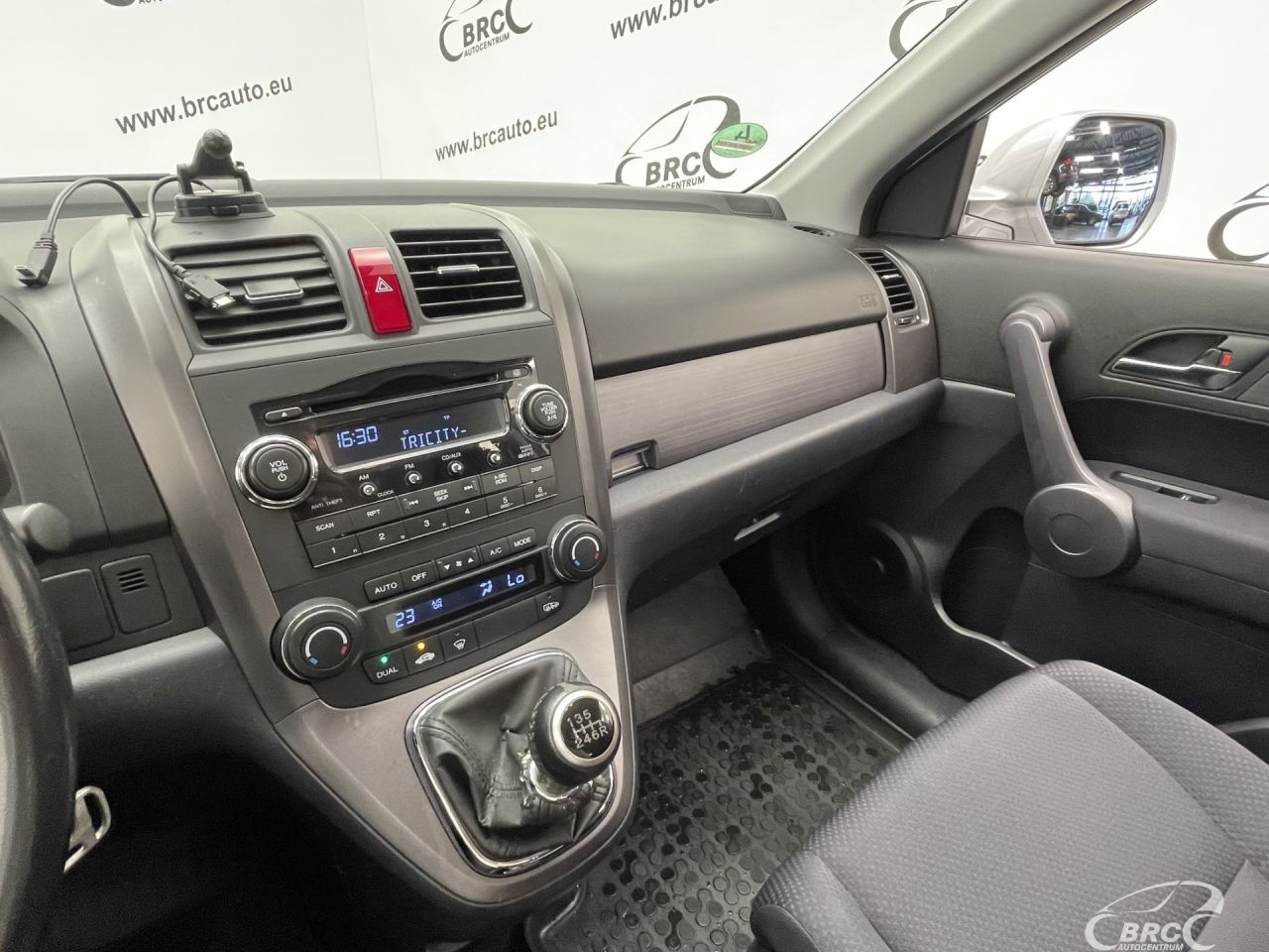 Honda CR-V | 23