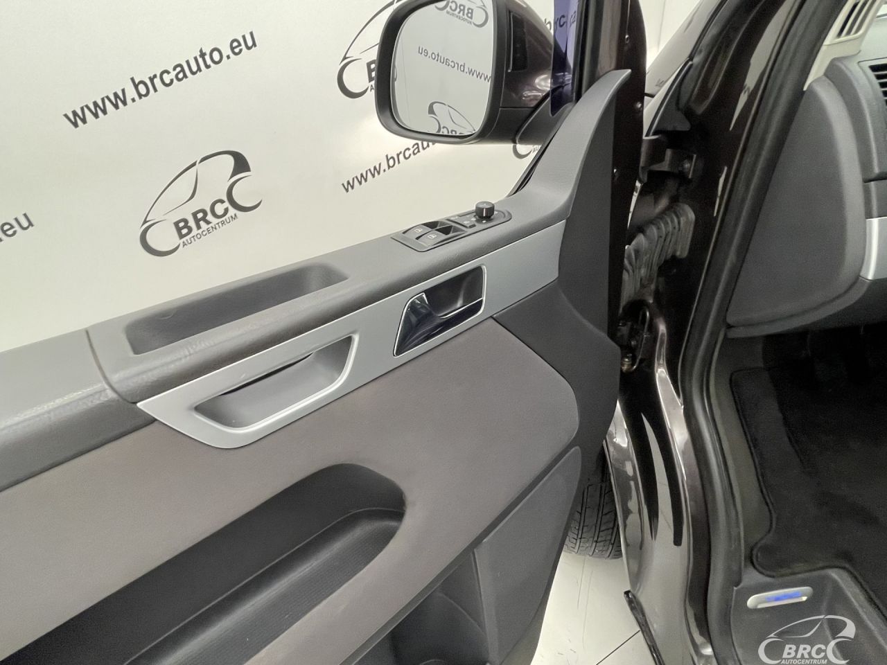 Volkswagen Multivan | 22
