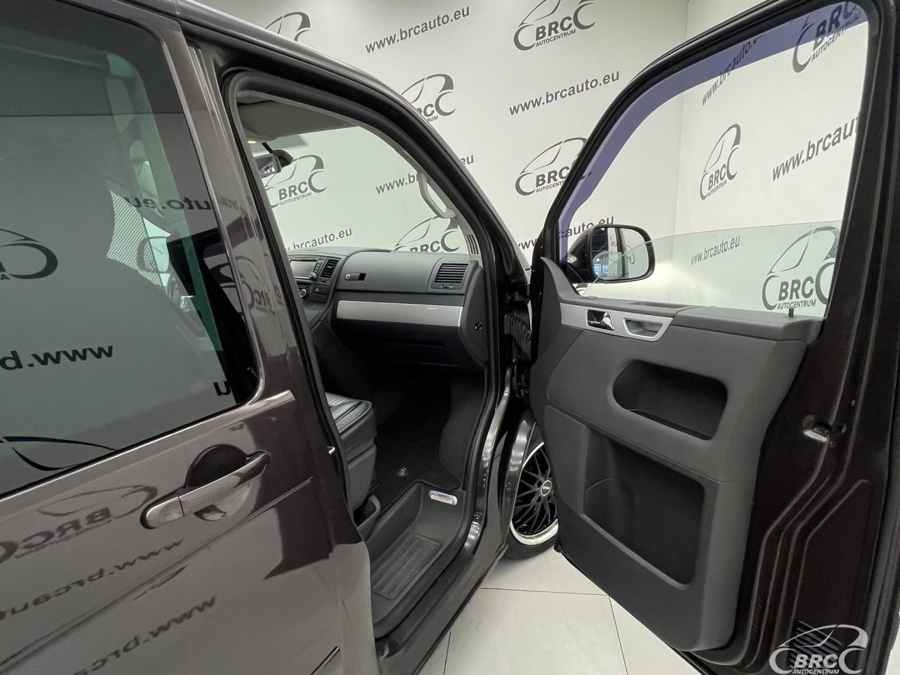 Volkswagen Multivan | 7