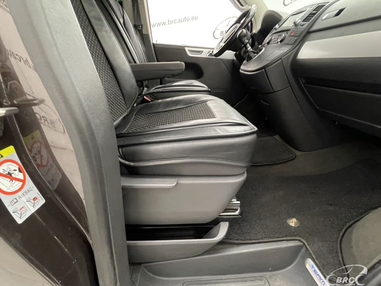 Volkswagen Multivan | 5