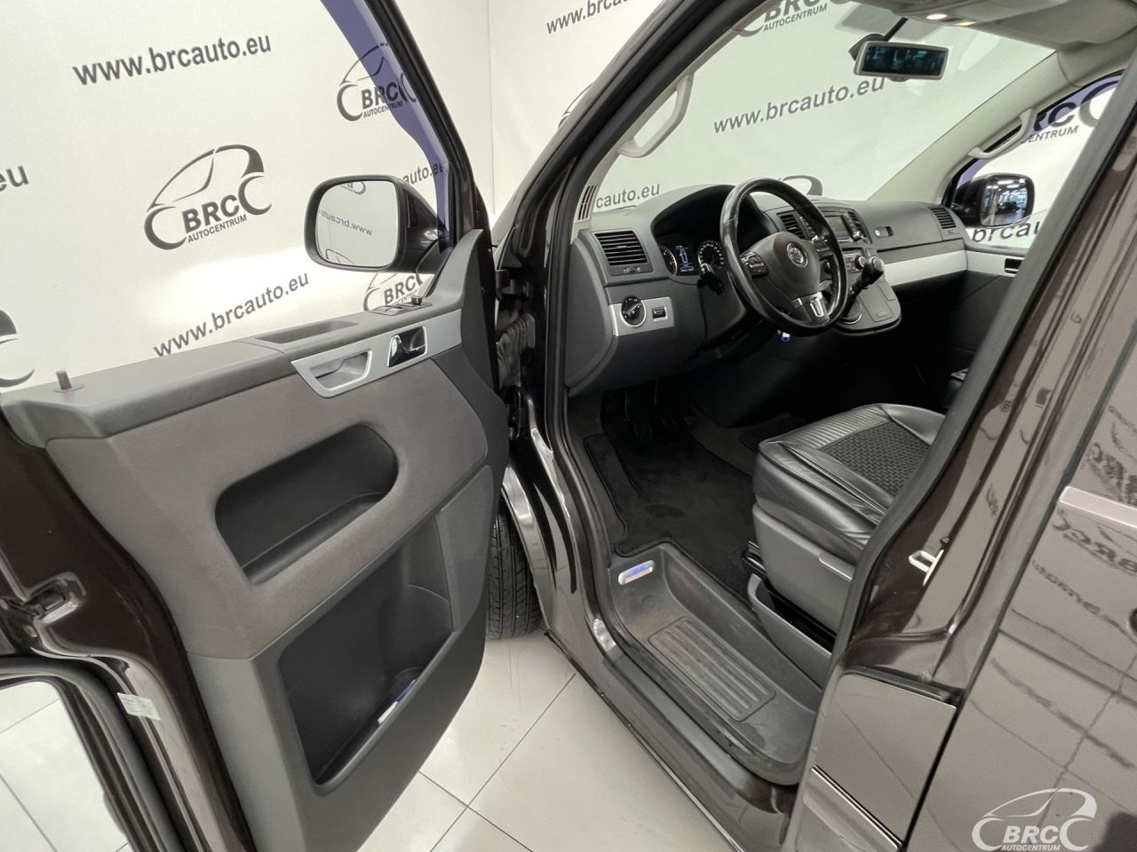 Volkswagen Multivan | 21