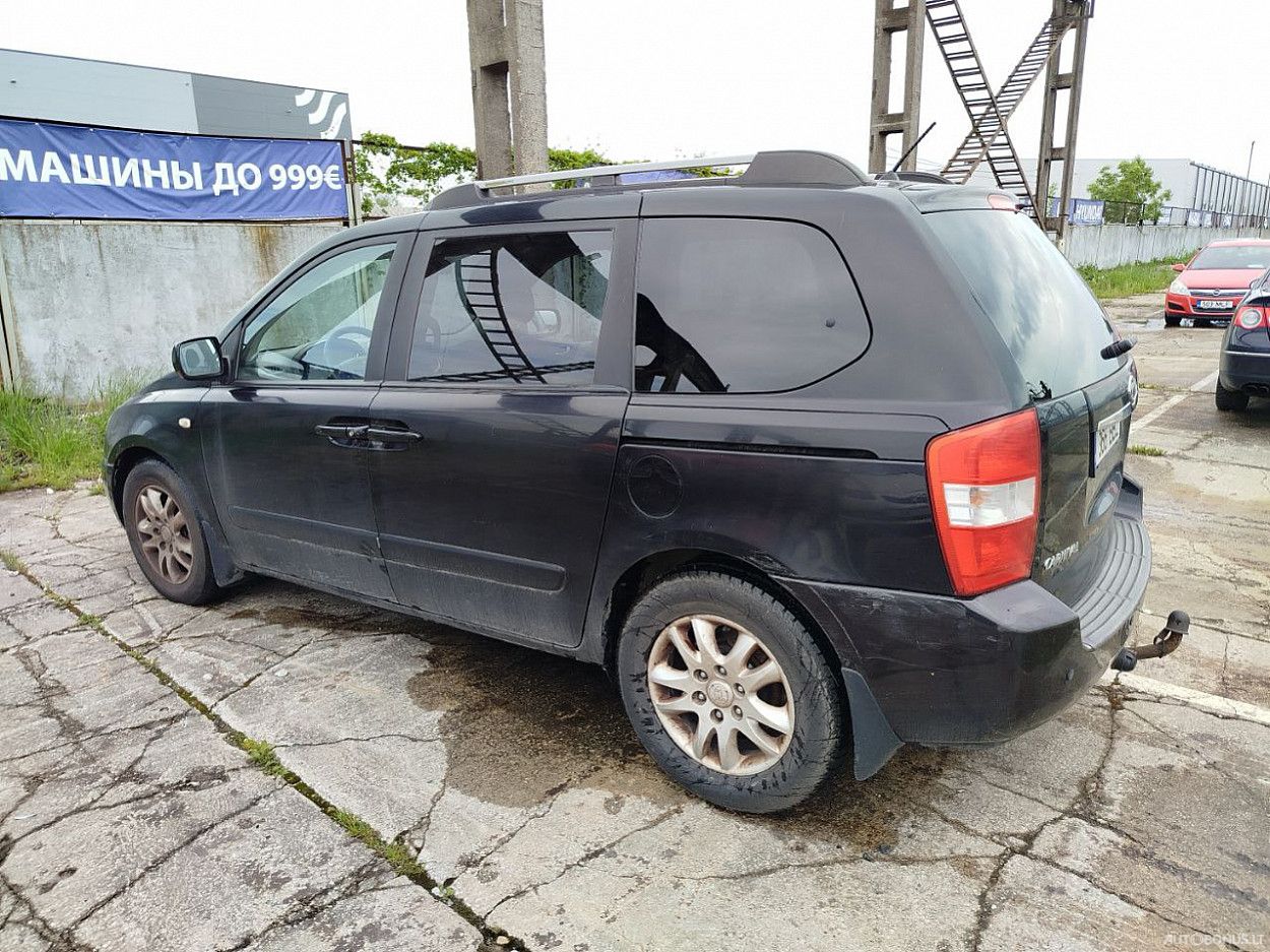 Kia Carnival | 3