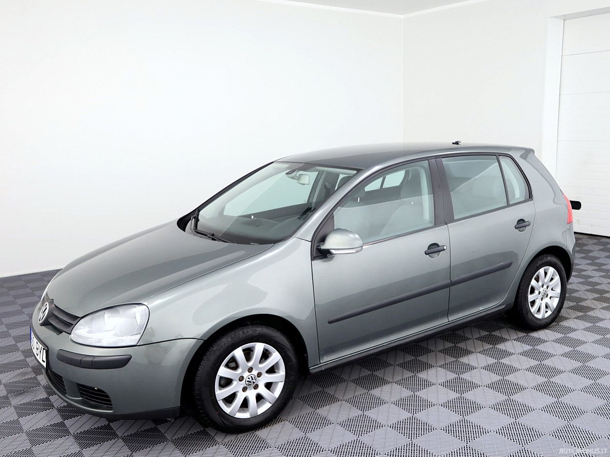 Volkswagen Golf | 1