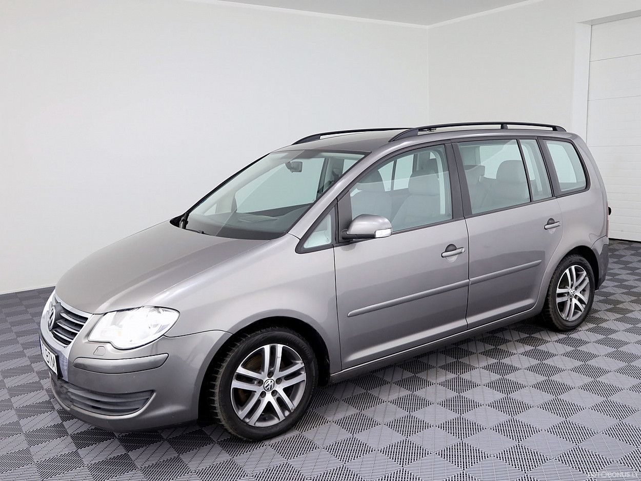 Volkswagen Touran | 1