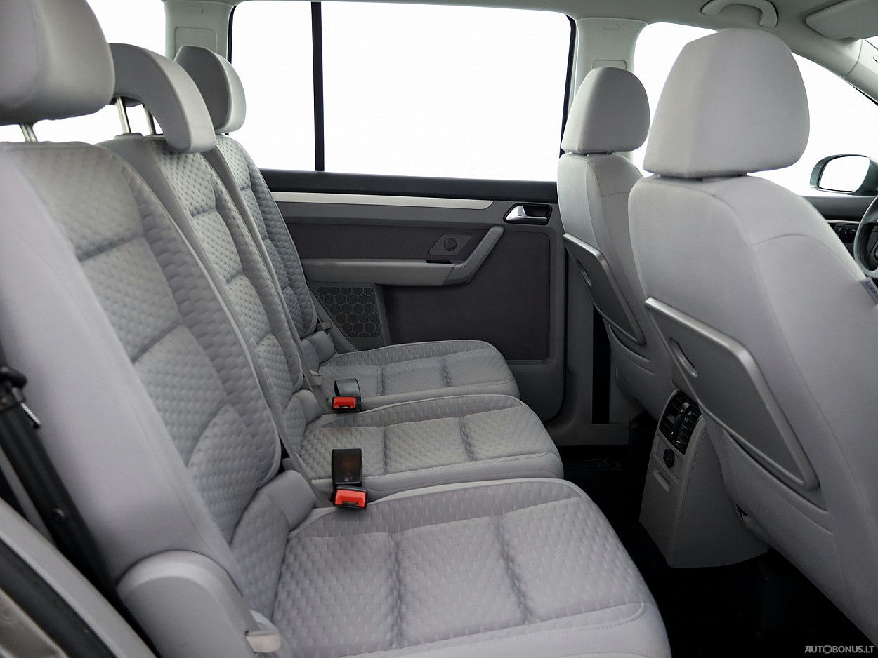 Volkswagen Touran | 6