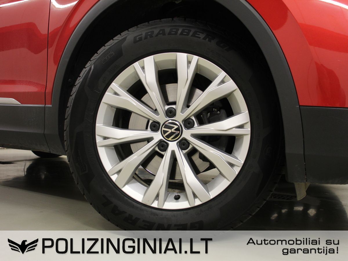 Volkswagen Tiguan | 25
