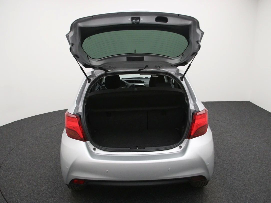 Toyota Yaris | 29