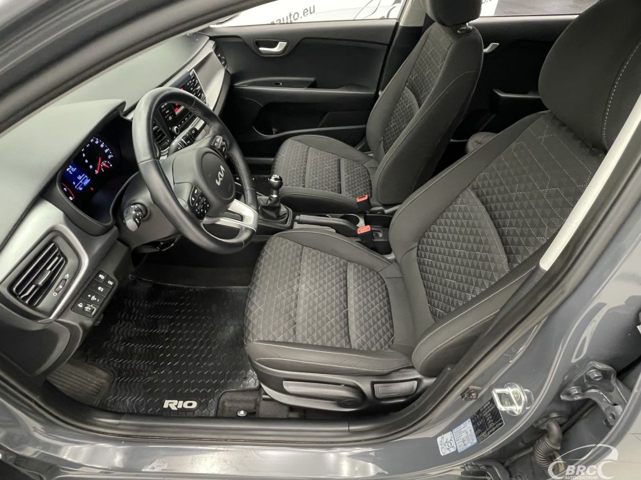 Kia Rio | 19