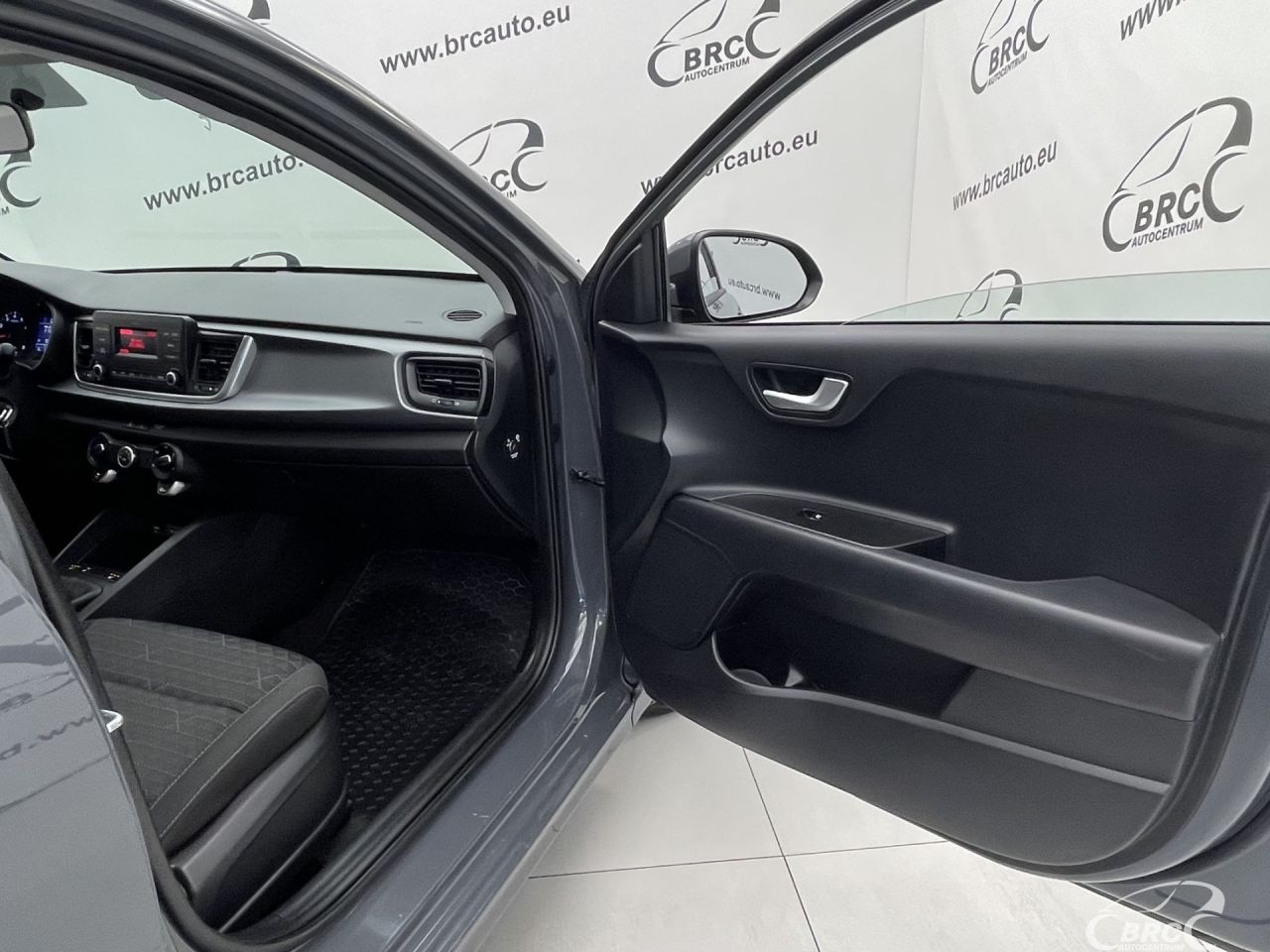 Kia Rio | 7