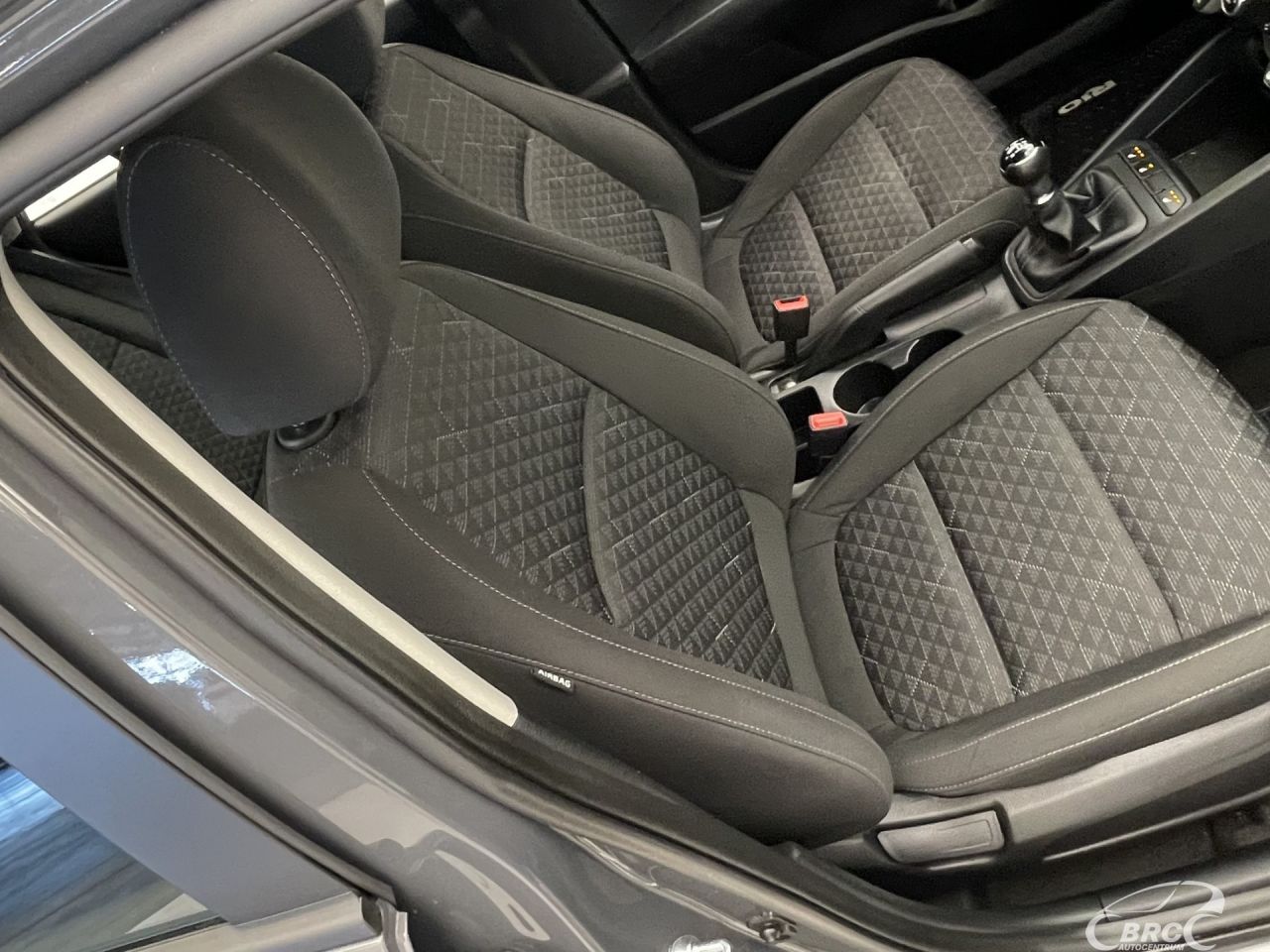 Kia Rio | 4
