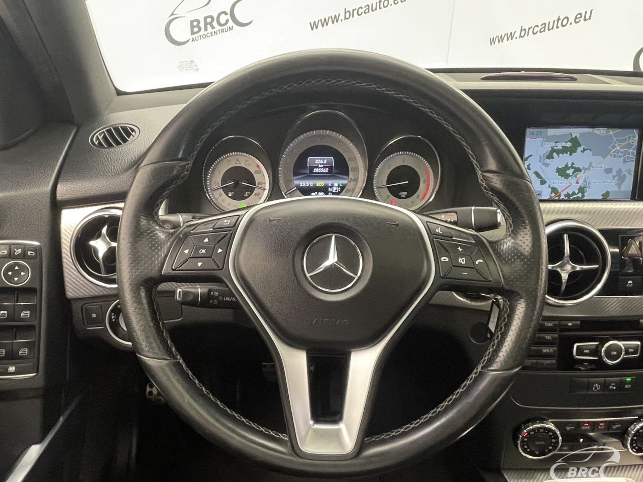 Mercedes-Benz GLK220 | 26