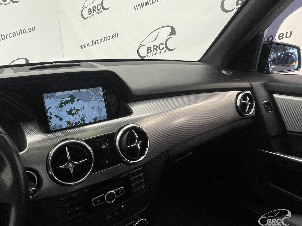 Mercedes-Benz GLK220 | 23