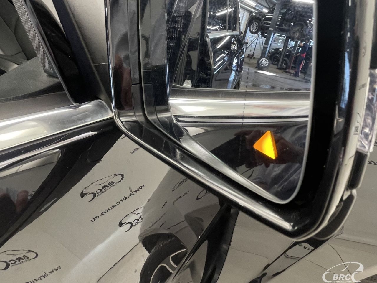 Mercedes-Benz GLK220 | 8