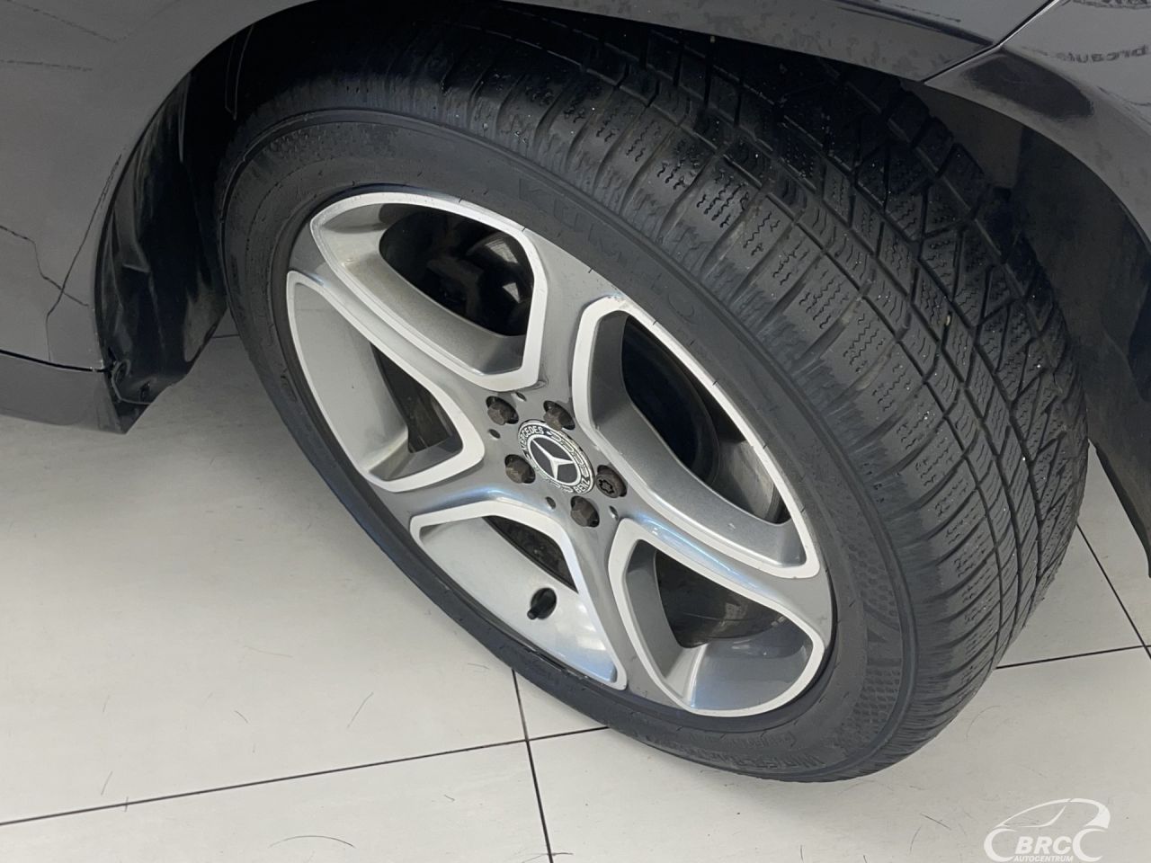 Mercedes-Benz GLK220 | 33