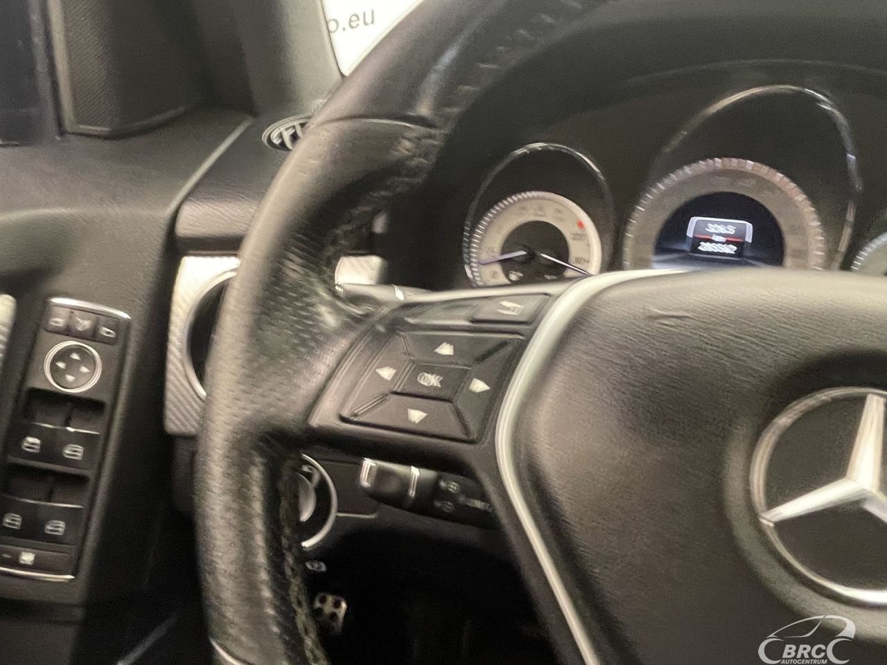 Mercedes-Benz GLK220 | 25