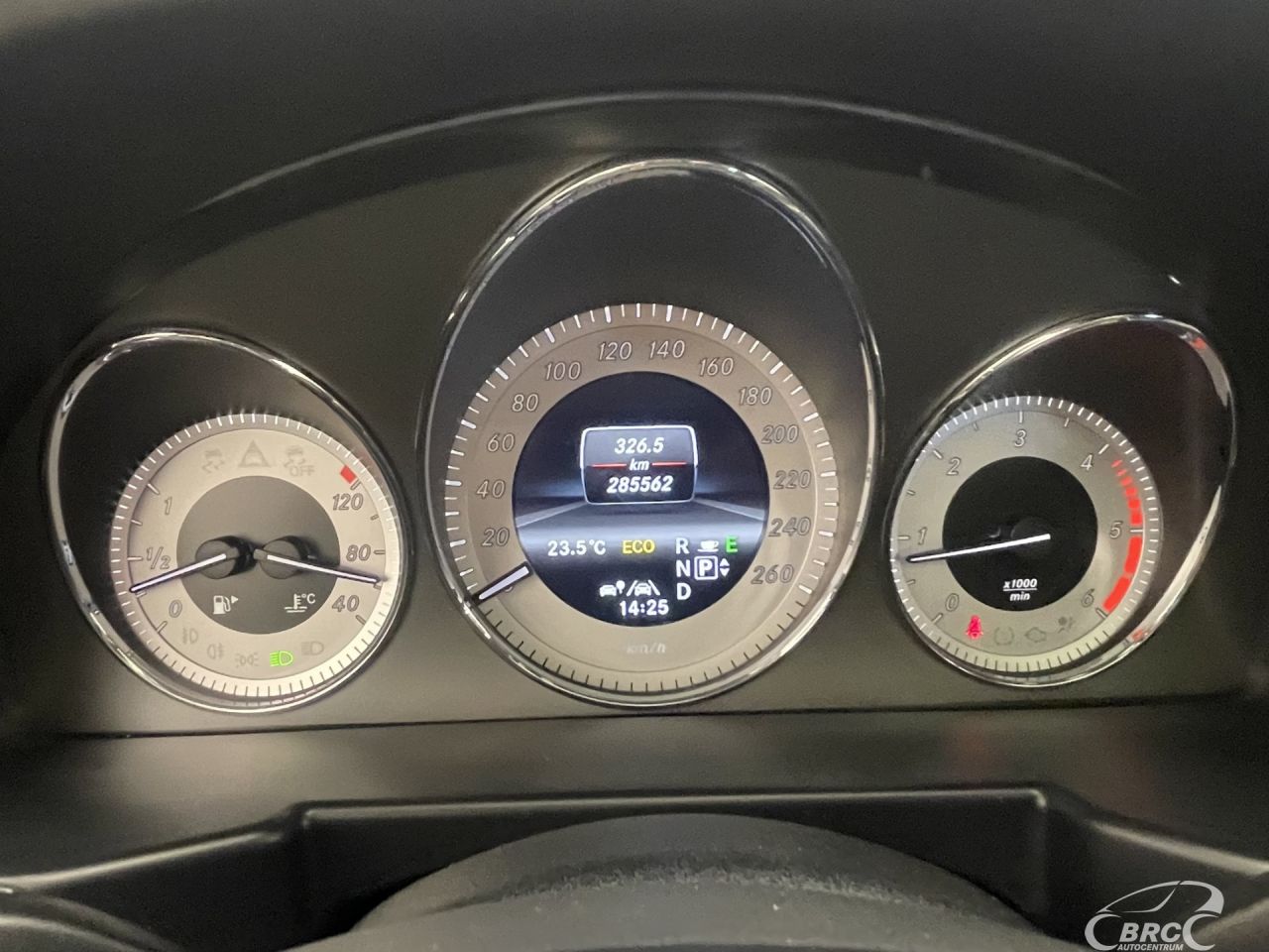 Mercedes-Benz GLK220 | 26
