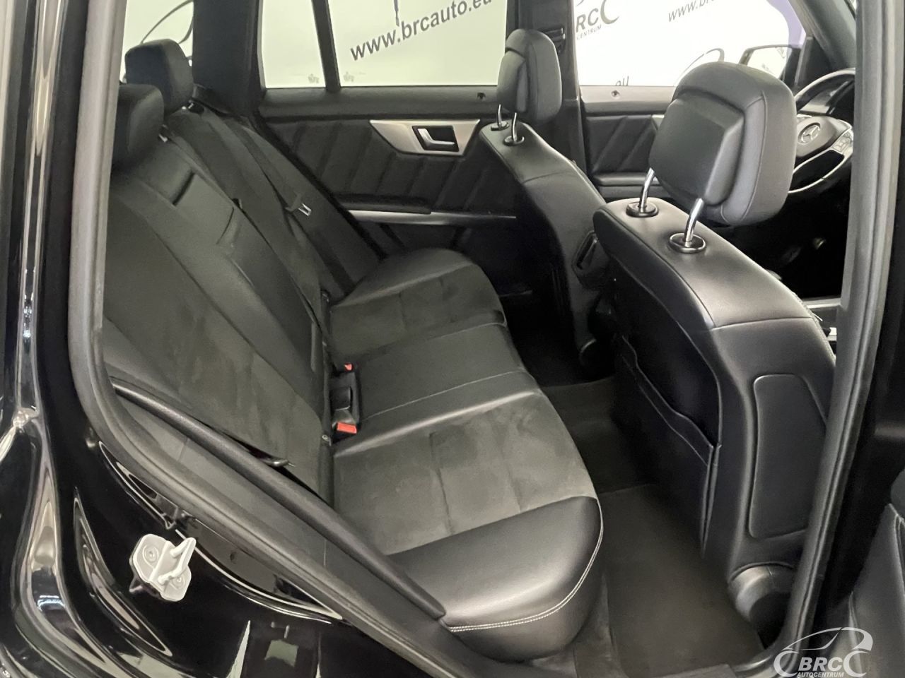 Mercedes-Benz GLK220 | 10