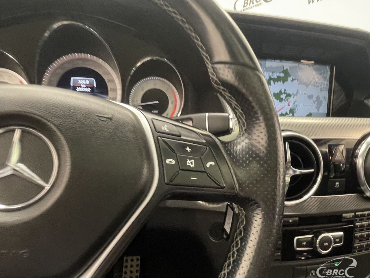 Mercedes-Benz GLK220 | 24