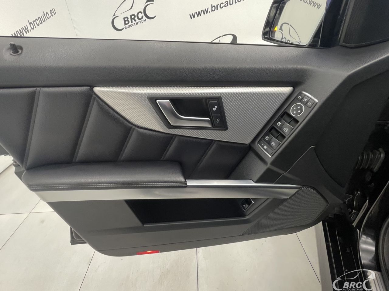 Mercedes-Benz GLK220 | 16