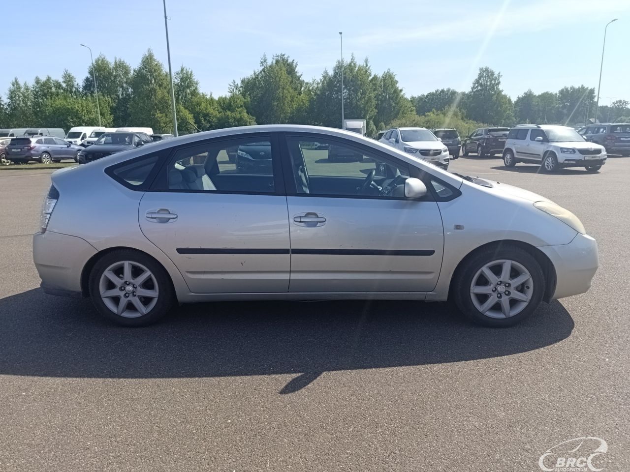 Toyota Prius | 17