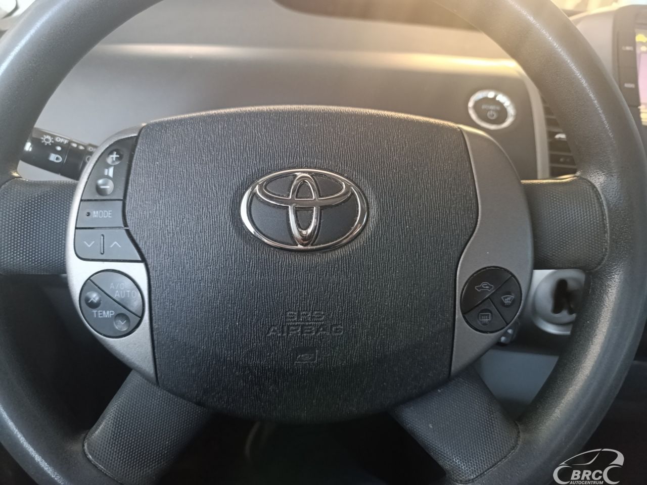 Toyota Prius | 12