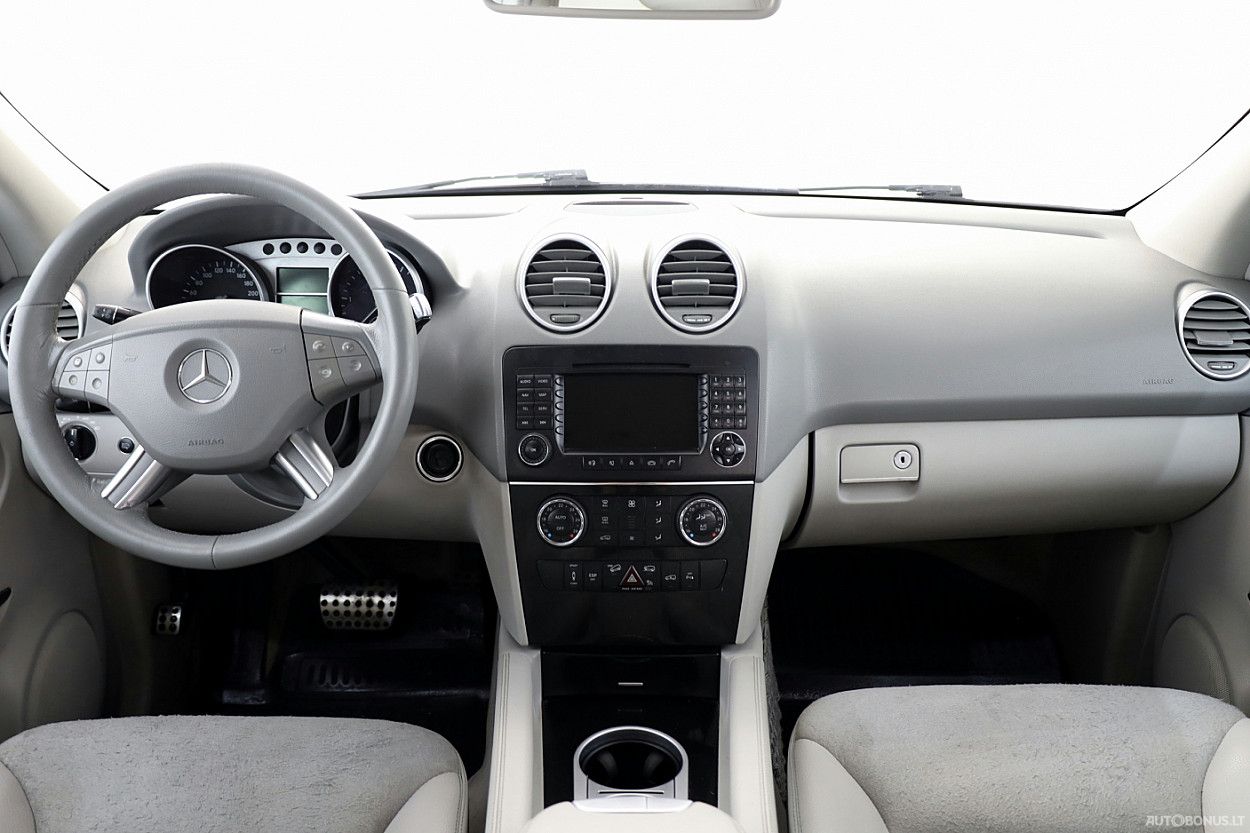 Mercedes-Benz ML280 | 4