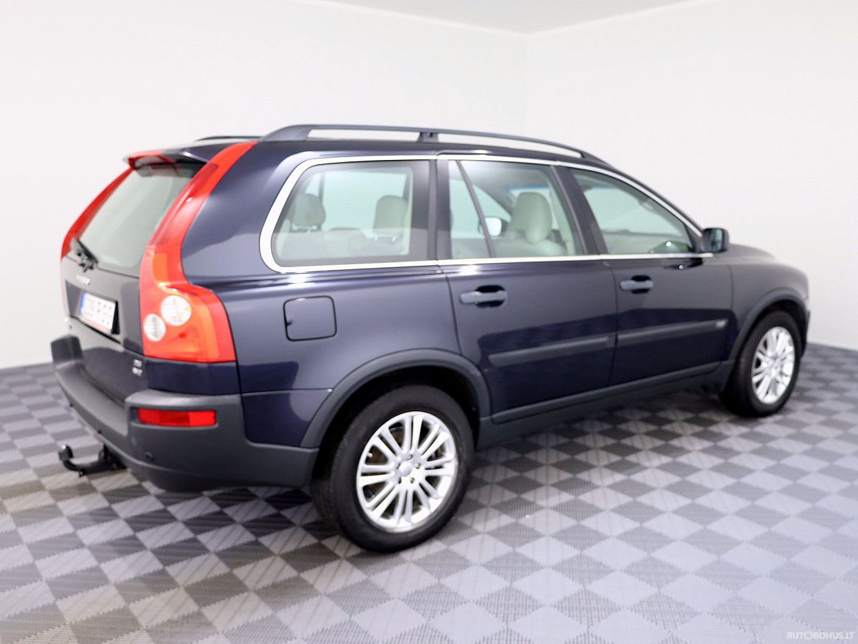 Volvo XC90 | 2