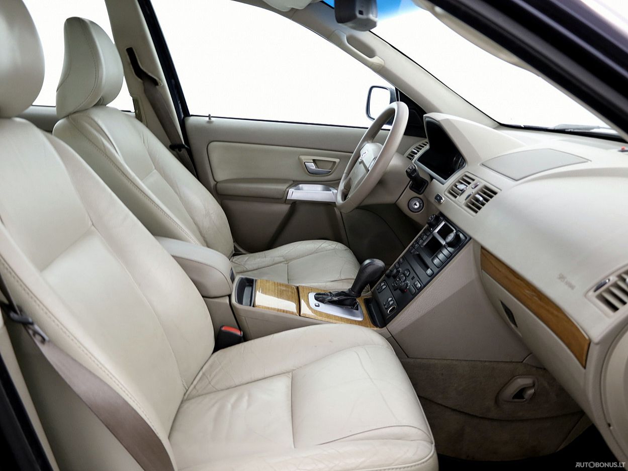 Volvo XC90 | 5