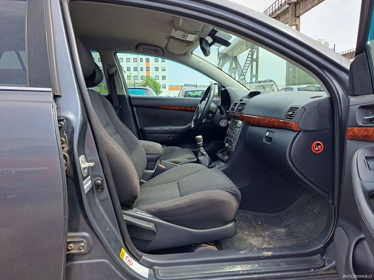 Toyota Avensis | 5