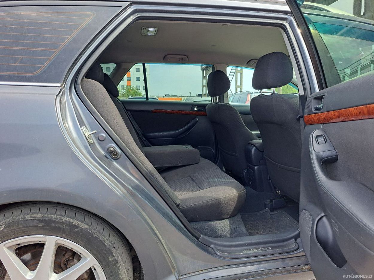 Toyota Avensis | 6
