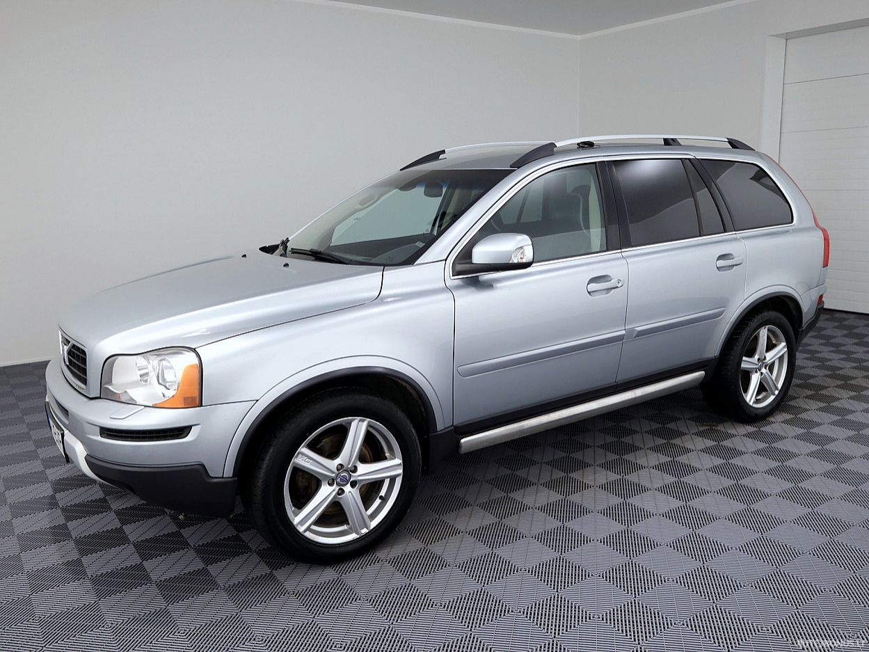 Volvo XC90 | 1