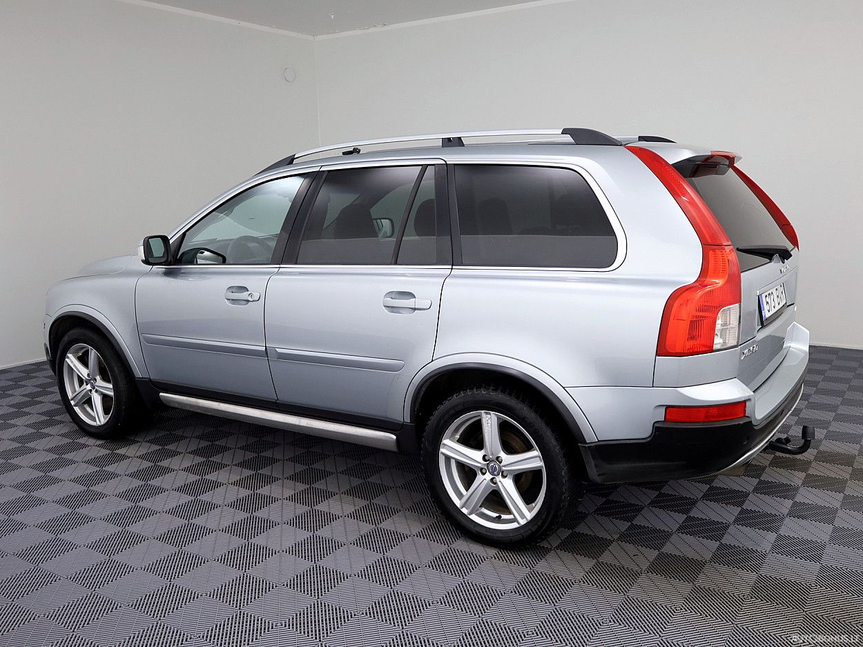 Volvo XC90 | 3