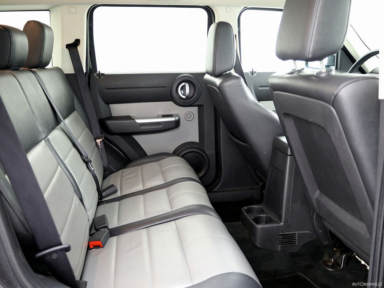 Dodge Nitro | 6